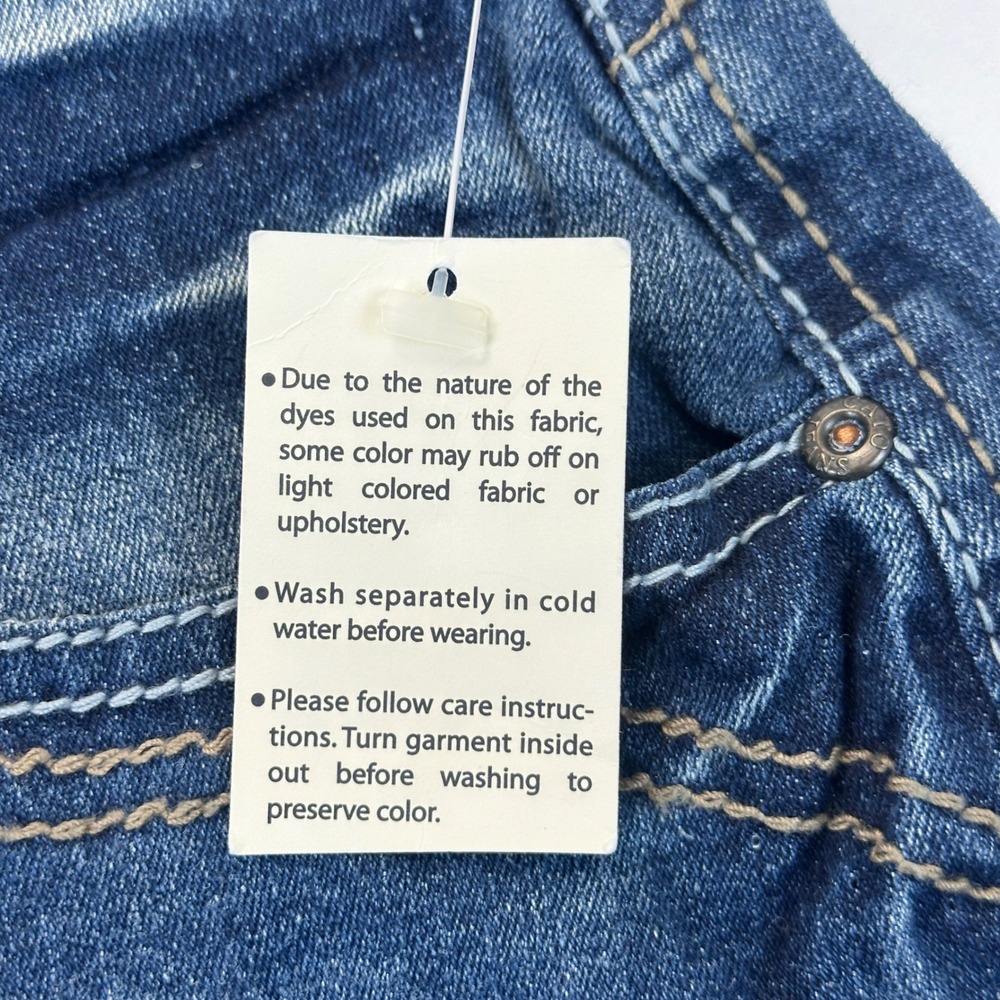 Women's Denim Bermuda Shorts - Blue - Picture 10 of 11